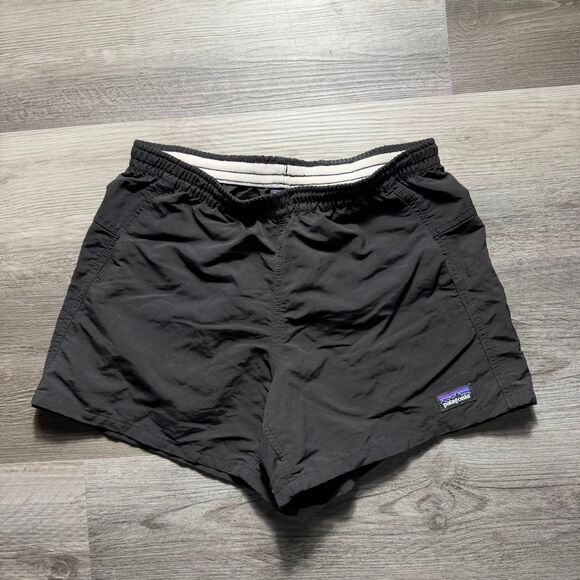 Patagonia Pants - Patagonia Women's Black and Grey Shorts